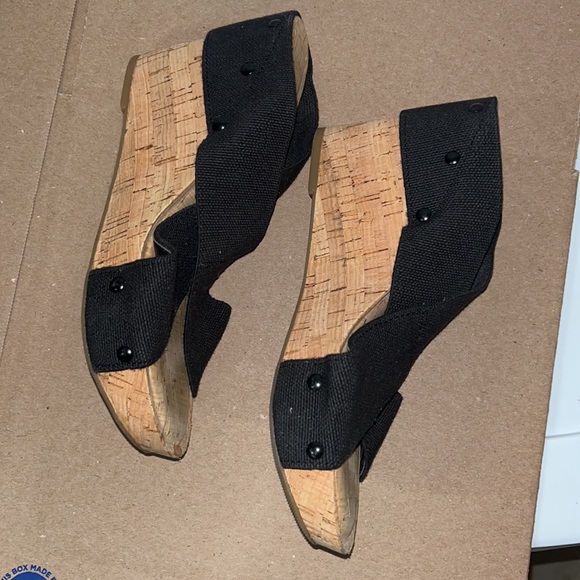 Women’s Lucky Brand Wedges - Picture 4 of 10